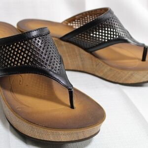Clarks Black and Tan Wedge Sandals